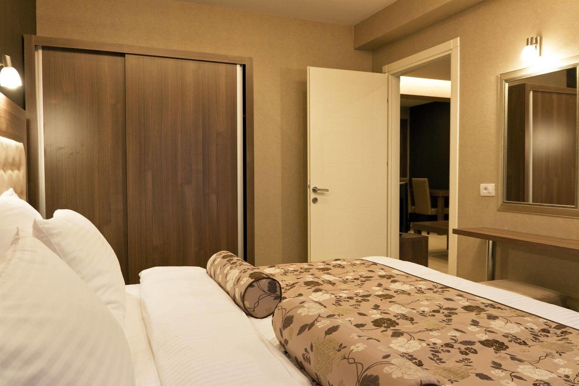 Konakk Residence Hotel 代尼兹利 外观 照片